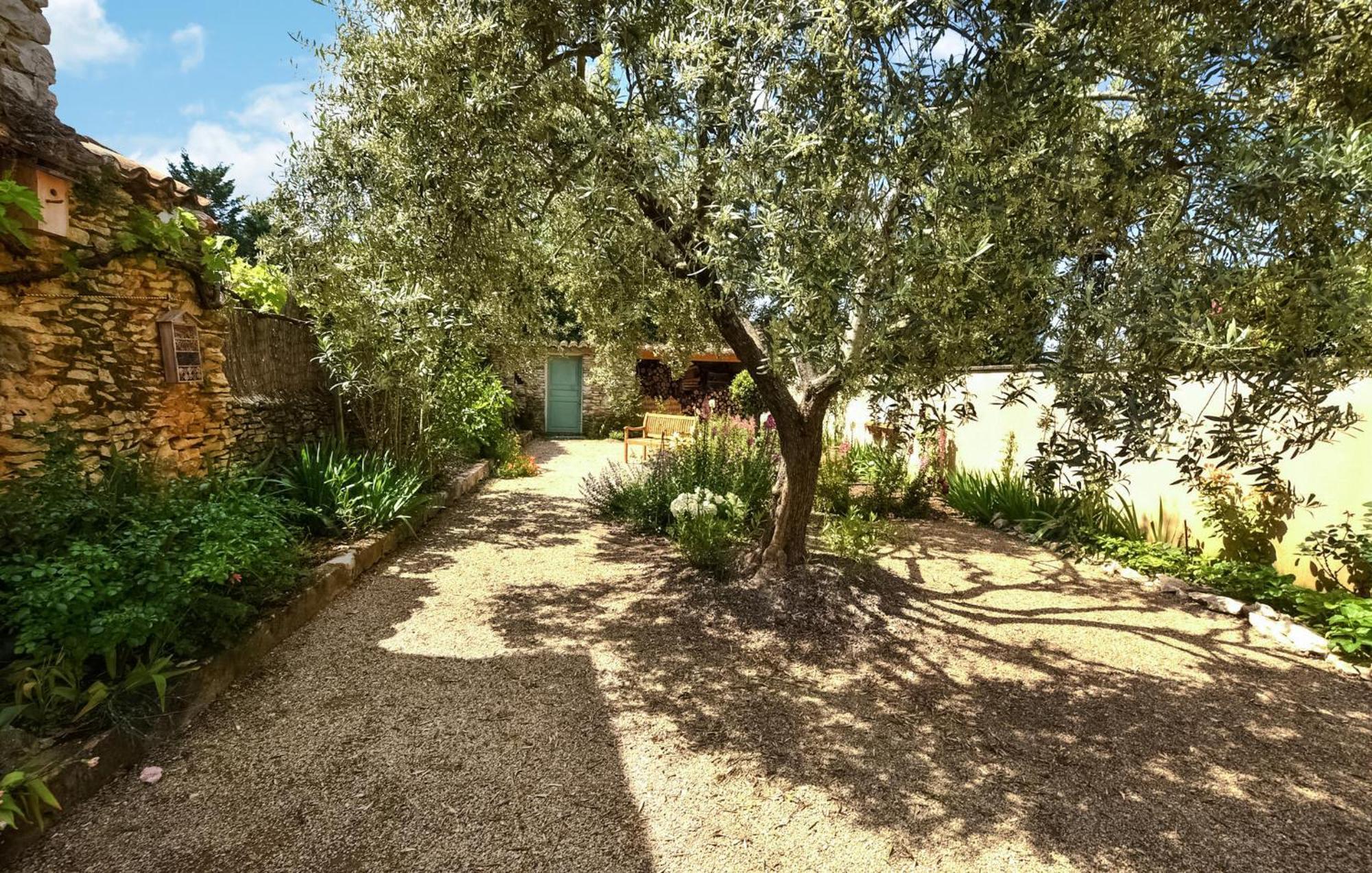 2 Bedroom Gorgeous Home In Villes-Sur-Auzon Extérieur photo